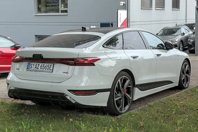 Audi A6 e-tron ліфтбек — 3