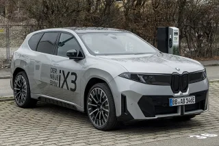 iX3
