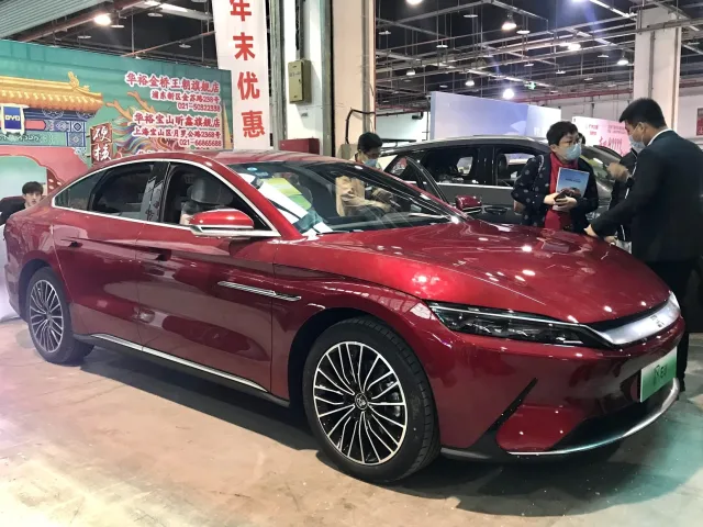 BYD Han седан — 4