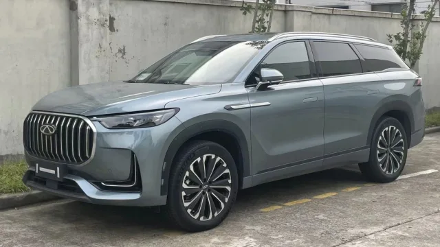 Chery Tiggo 9 кроссовер — 4