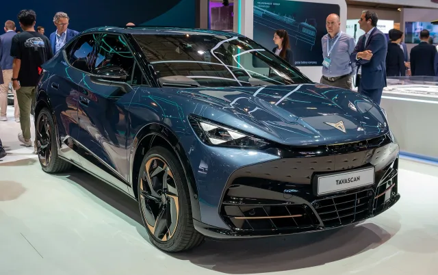 Cupra Tavascan crossover — 3