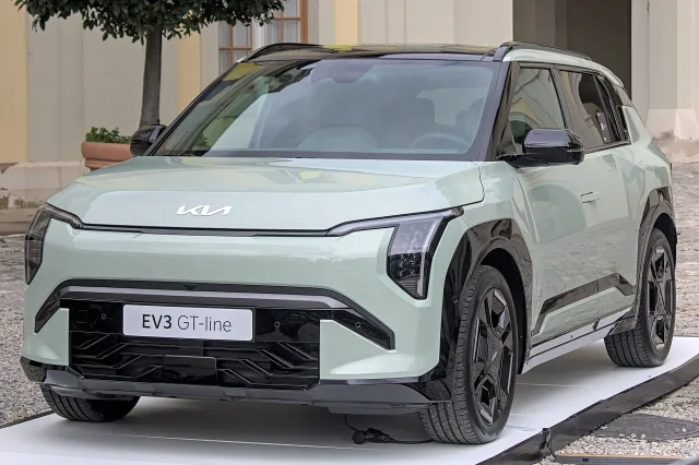 KIA EV3 кроссовер