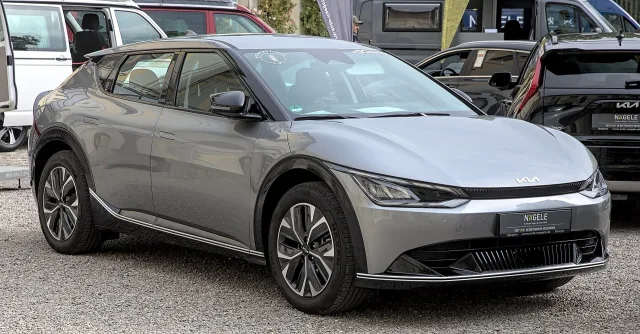 KIA EV6 кроссовер — 3