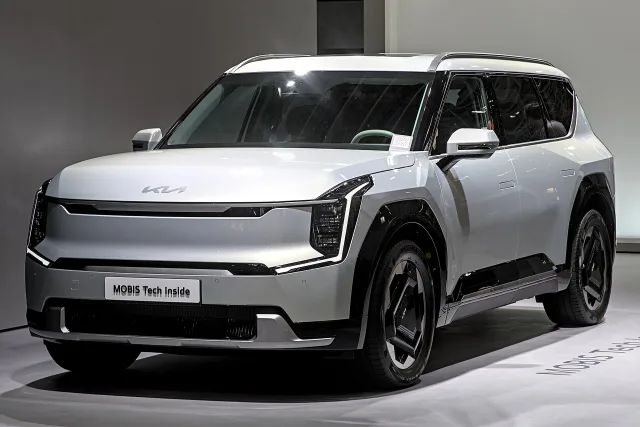 KIA EV9 кроссовер — 5