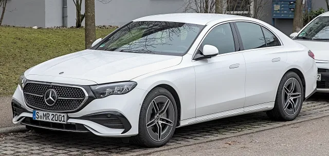 Mercedes-Benz E-Class W214