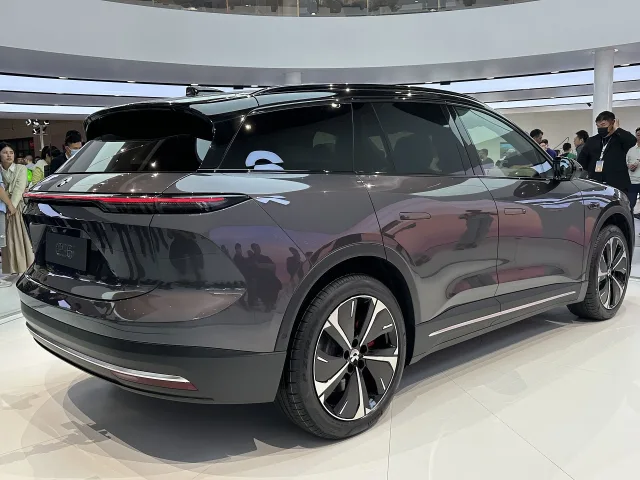 NIO ES6 II покоління