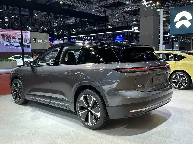 NIO ES6 II покоління — 5