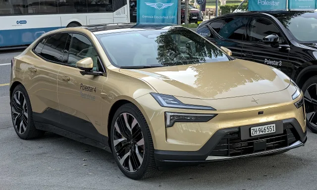 Polestar 4 кросовер — 3