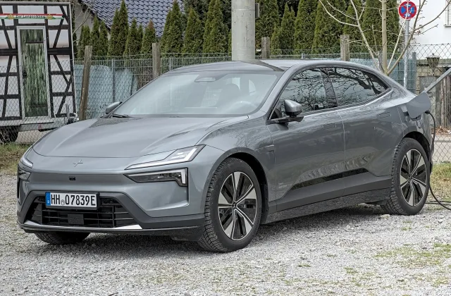 Polestar 4 кросовер — 4