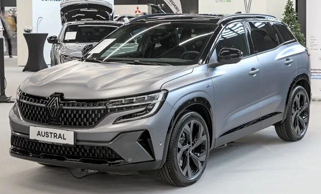 Renault Austral кросовер — 5