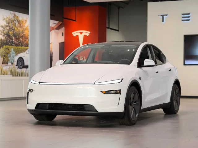 Tesla Model Y Juniper — 3