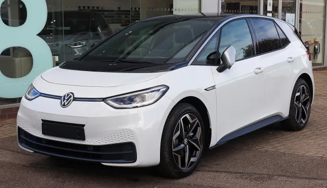 Volkswagen ID.3 хетчбек — 3