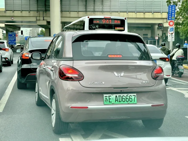 Wuling Bingo (Вулін Бінго) хетчбек — 2