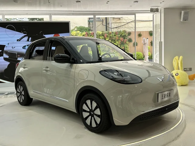 Wuling Bingo (Вулін Бінго) хетчбек — 3
