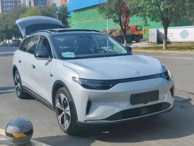 Leapmotor C11 кросовер — 7