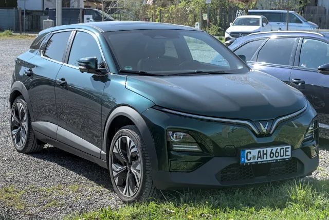 VinFast VF 6 кросовер