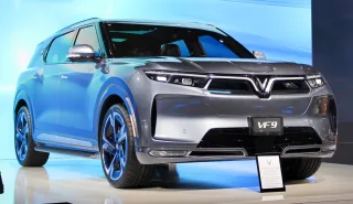 VF 9