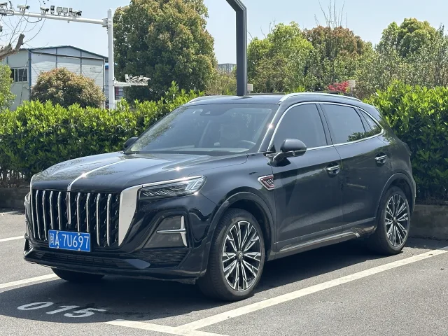 Hongqi HS5 кросовер