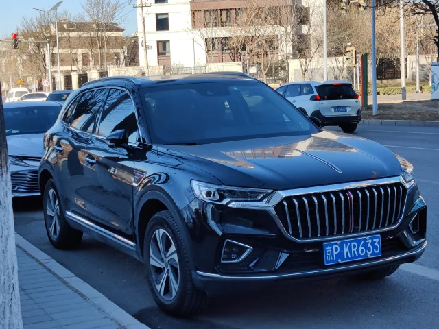 Hongqi HS5 кросовер — 3