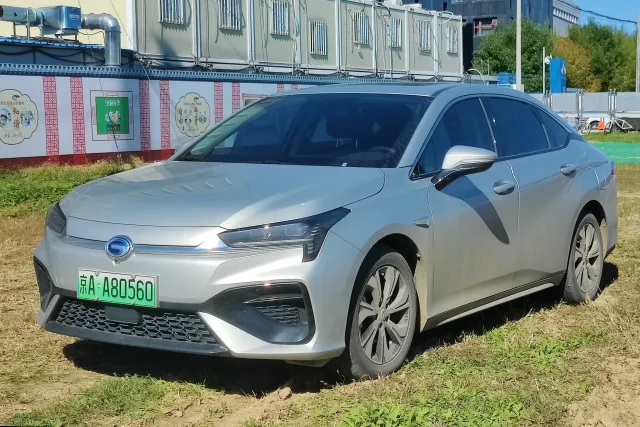 Aion S седан — 4