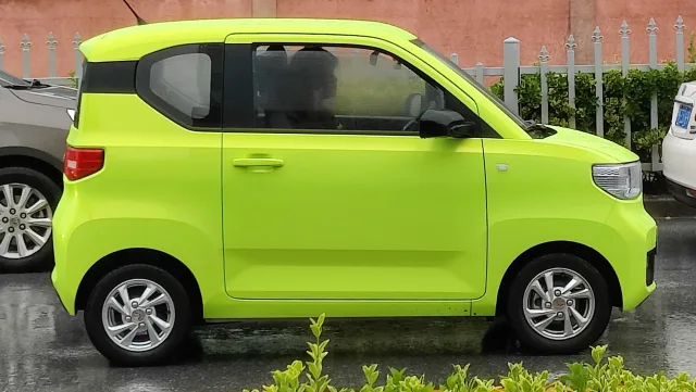 Wuling Hongguang Mini EV (Вулін Хунгуан Міні) хетчбек — 2