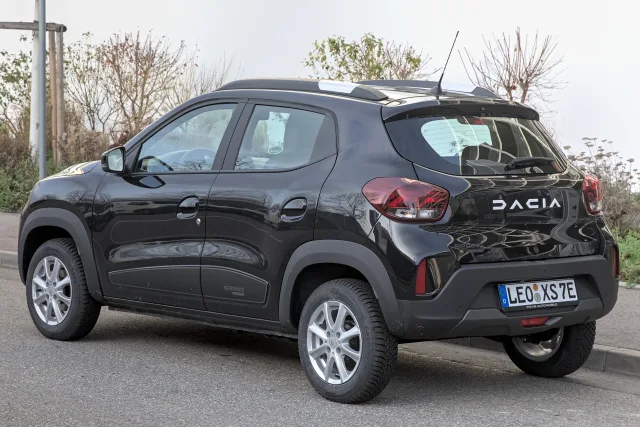 Dacia Spring хетчбек