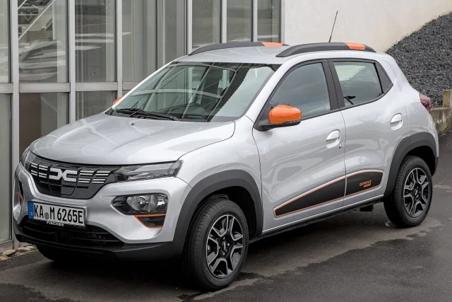 Dacia Spring хетчбек — 3