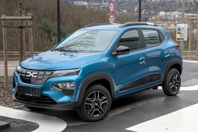 Dacia Spring хетчбек — 4