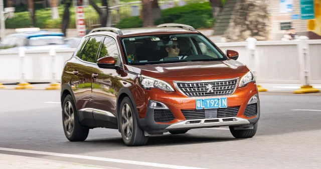 Peugeot 5008 III кросовер — 2