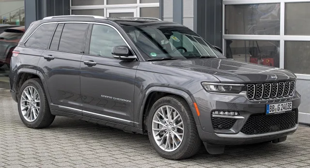 Jeep Grand Cherokee WL кросовер — 5
