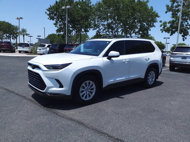 Toyota Grand Highlander кросовер — 6
