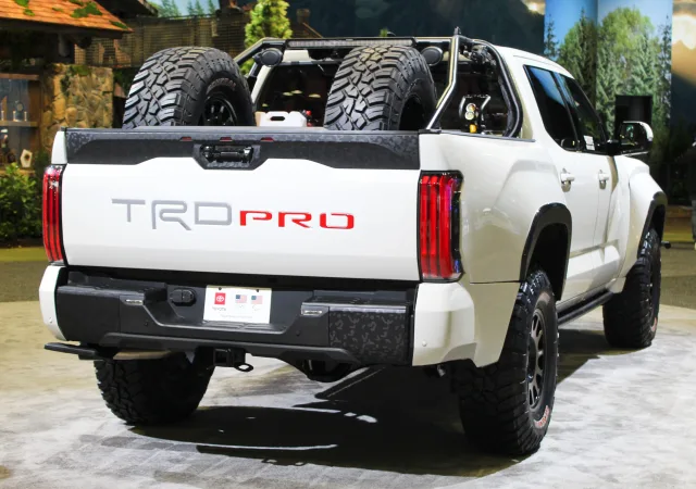 Toyota Tundra XK70 пікап — 6