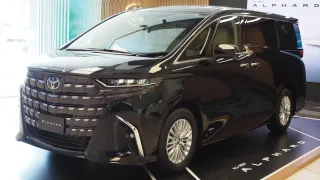 Alphard IV