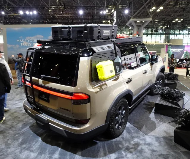 Lexus GX J250 позашляховик — 4