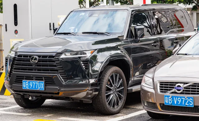 Lexus GX J250 позашляховик — 5