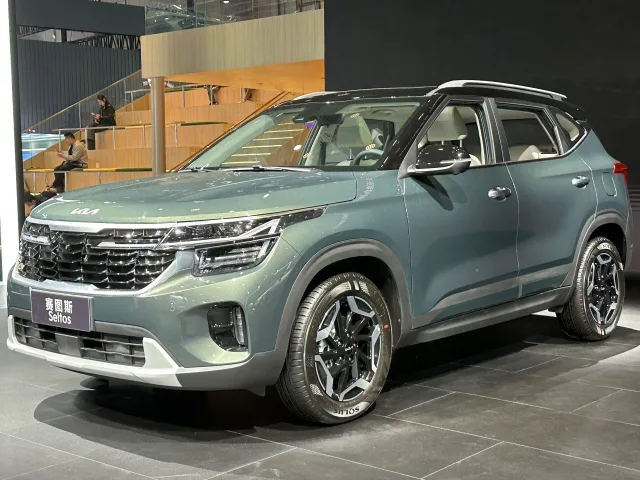 KIA Seltos SP2 кроссовер — 4