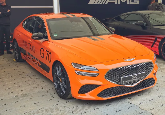 Genesis G70 2.2 CRDi — 2
