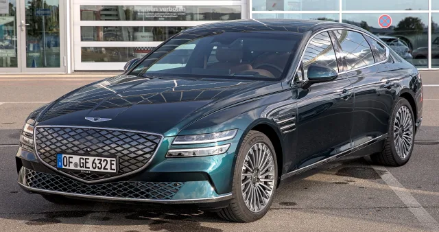 Genesis G80 3.5 T-GDi V6 AWD — 3