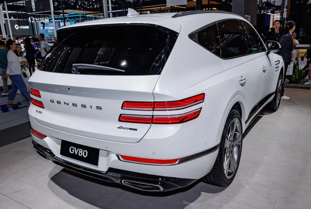 Genesis GV80 3.0 CRDi I6 AWD — 5