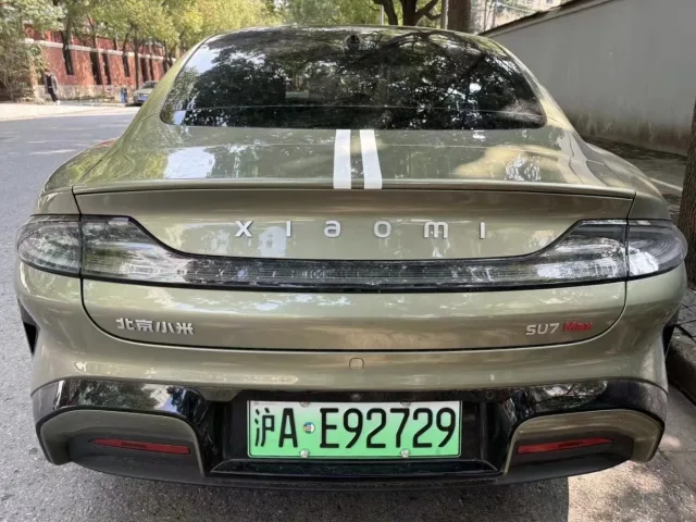 Xiaomi SU7 седан — 3