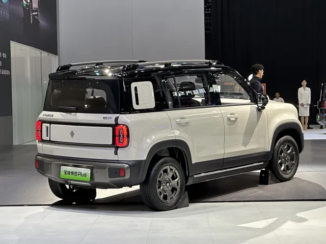Baojun Yep Plus кросовер — 2