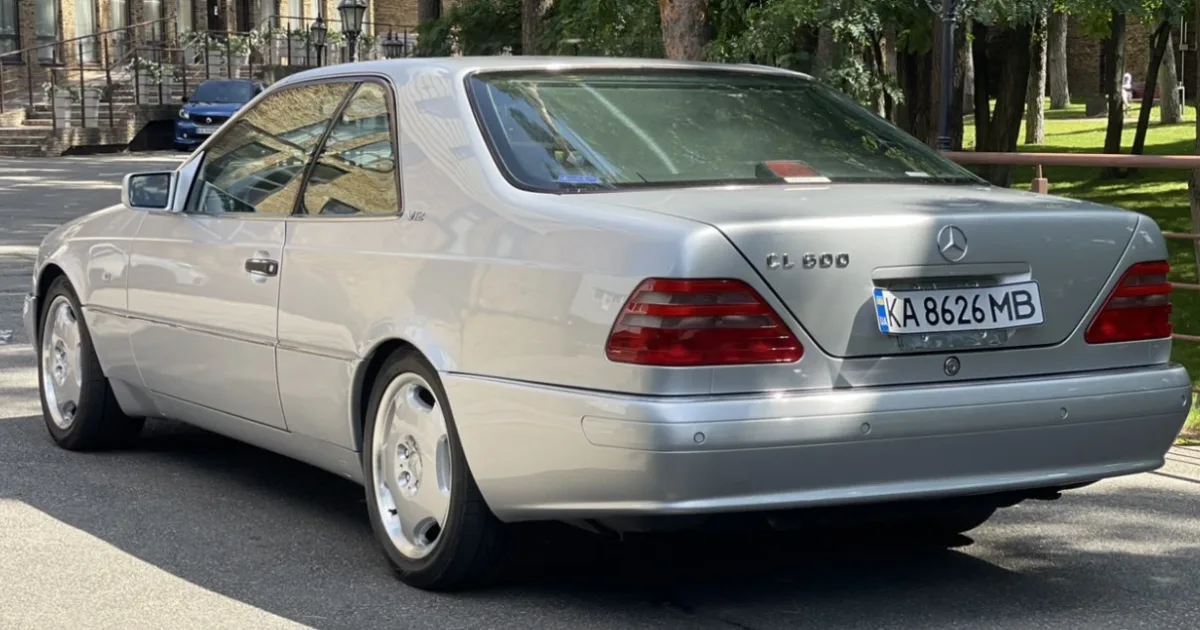 Mercedes-Benz CL-Class 1998 2.jpg