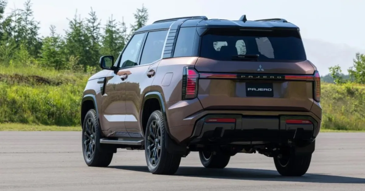 Mitsubishi Pajero 3.jpg