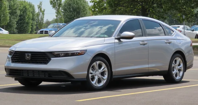 Honda Accord XI (Хонда Хонда Аккорд) седан — 2