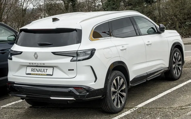 Renault Espace VI (Рено Еспейс) кросовер