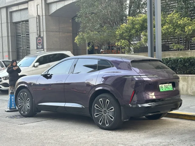Avatr 07 EV AWD