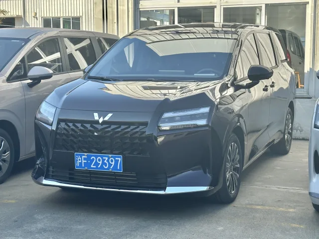 Wuling Xingguang EV 510 — 7