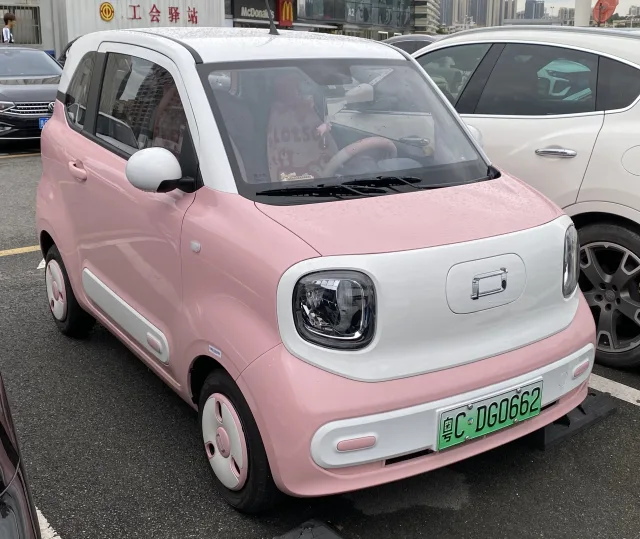 Bestune Pony hatchback