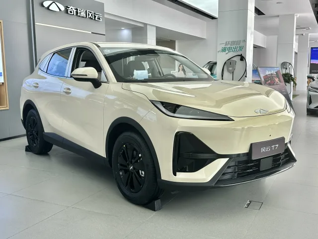 Chery Fulwin T7 кроссовер — 3