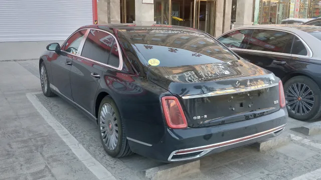 Hongqi Guoya 3.0T AT — 2